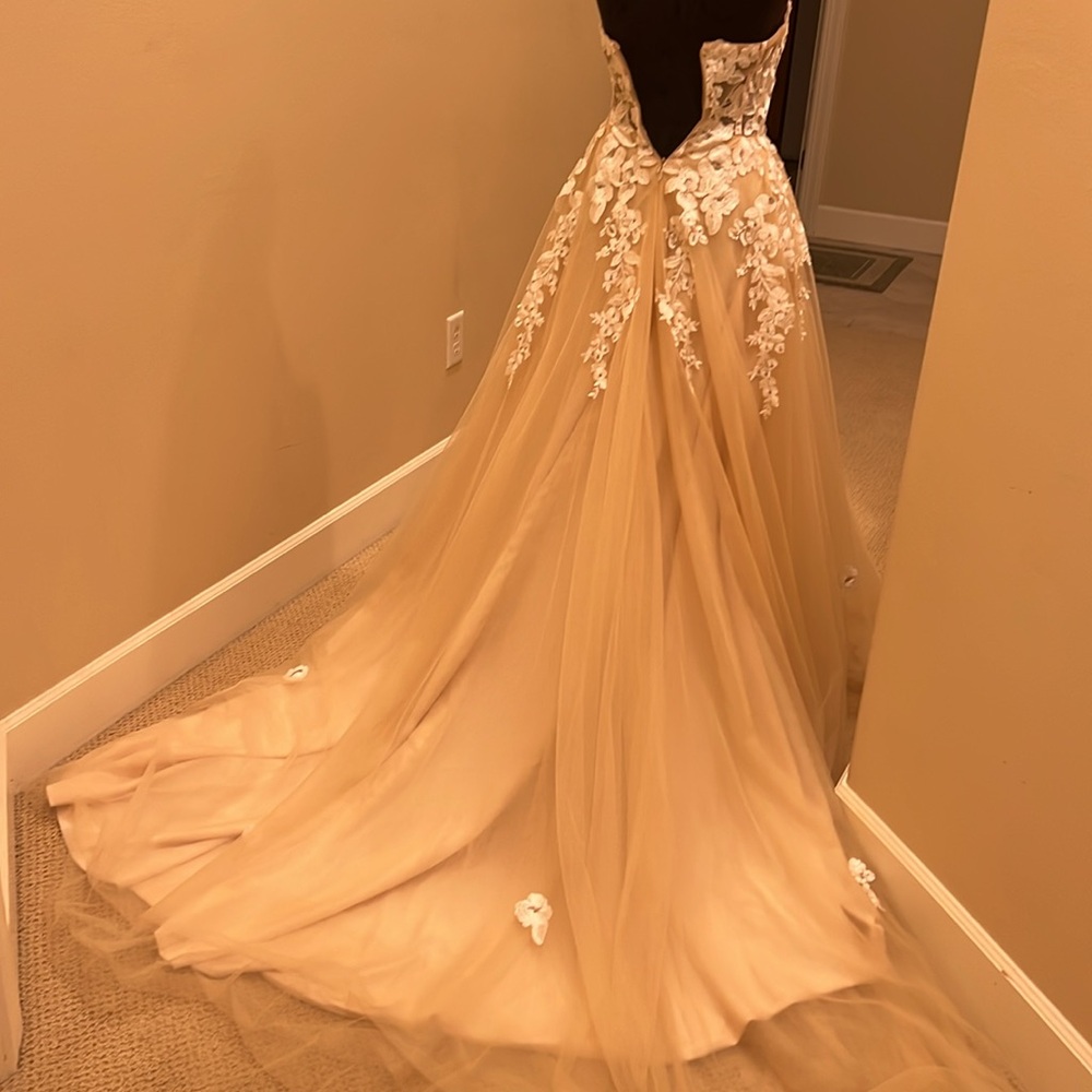 Strapless Gown with White Floral Details - Picture 2 of 15